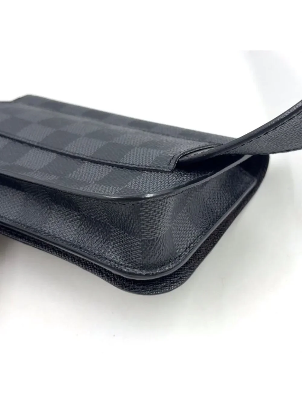 Louis Vuitton Ceinture Pochette Homme Damier Graphite Leather Black Belt